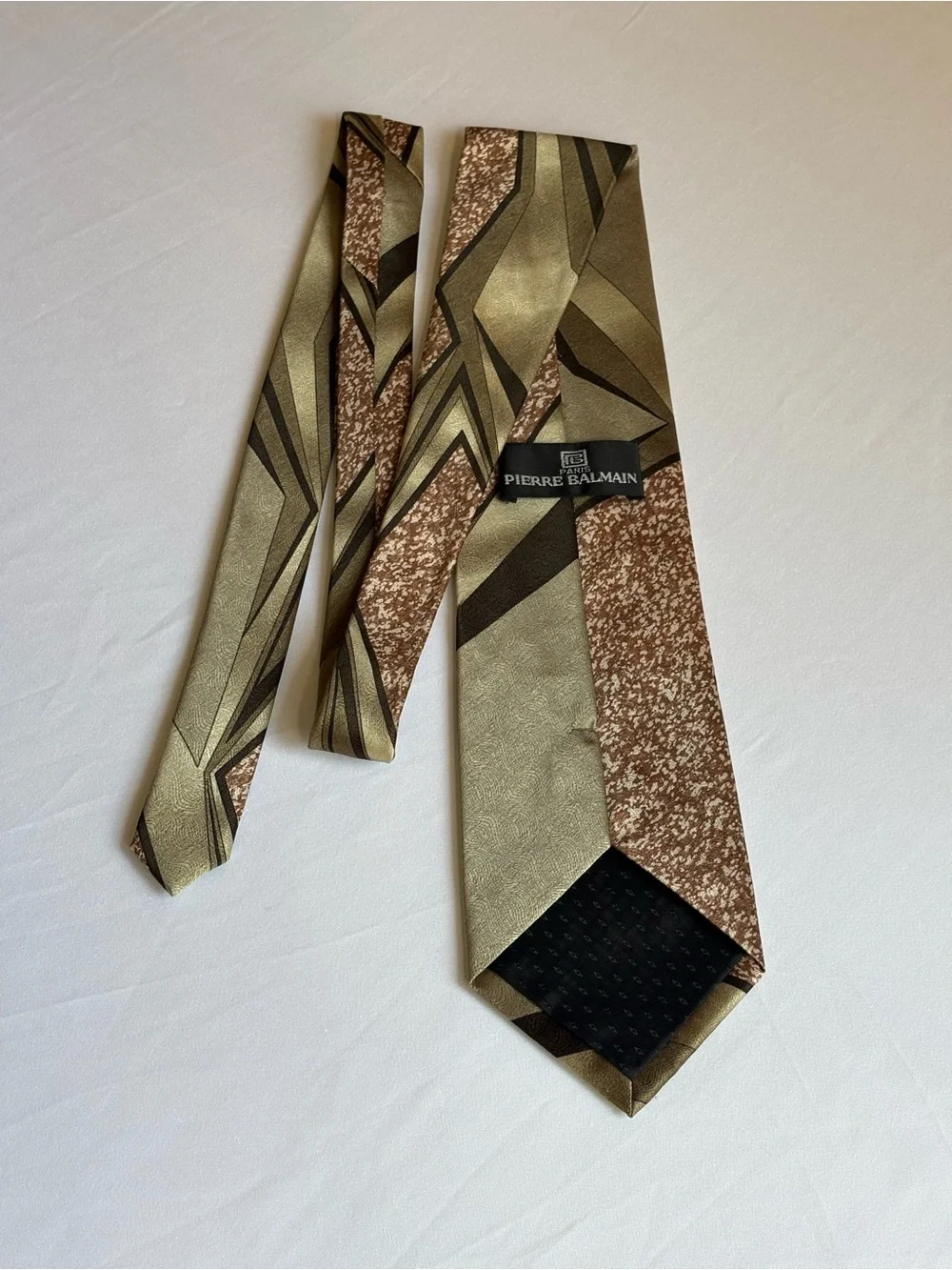 VNTG Pierre Balmain Paris Silk Tie Earth Tones Luxury Nexktie